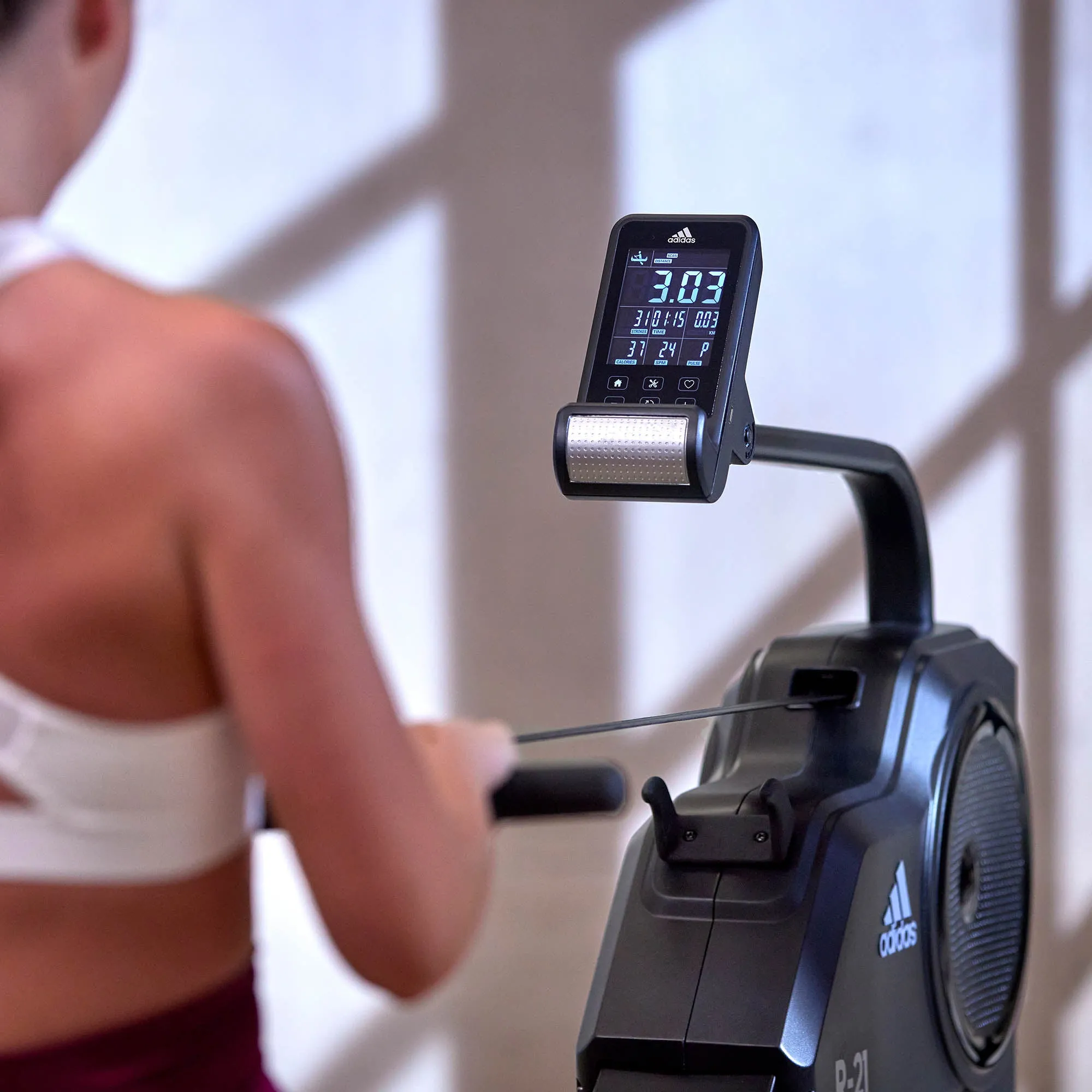 adidas R-21 Water Rower (Bluetooth)