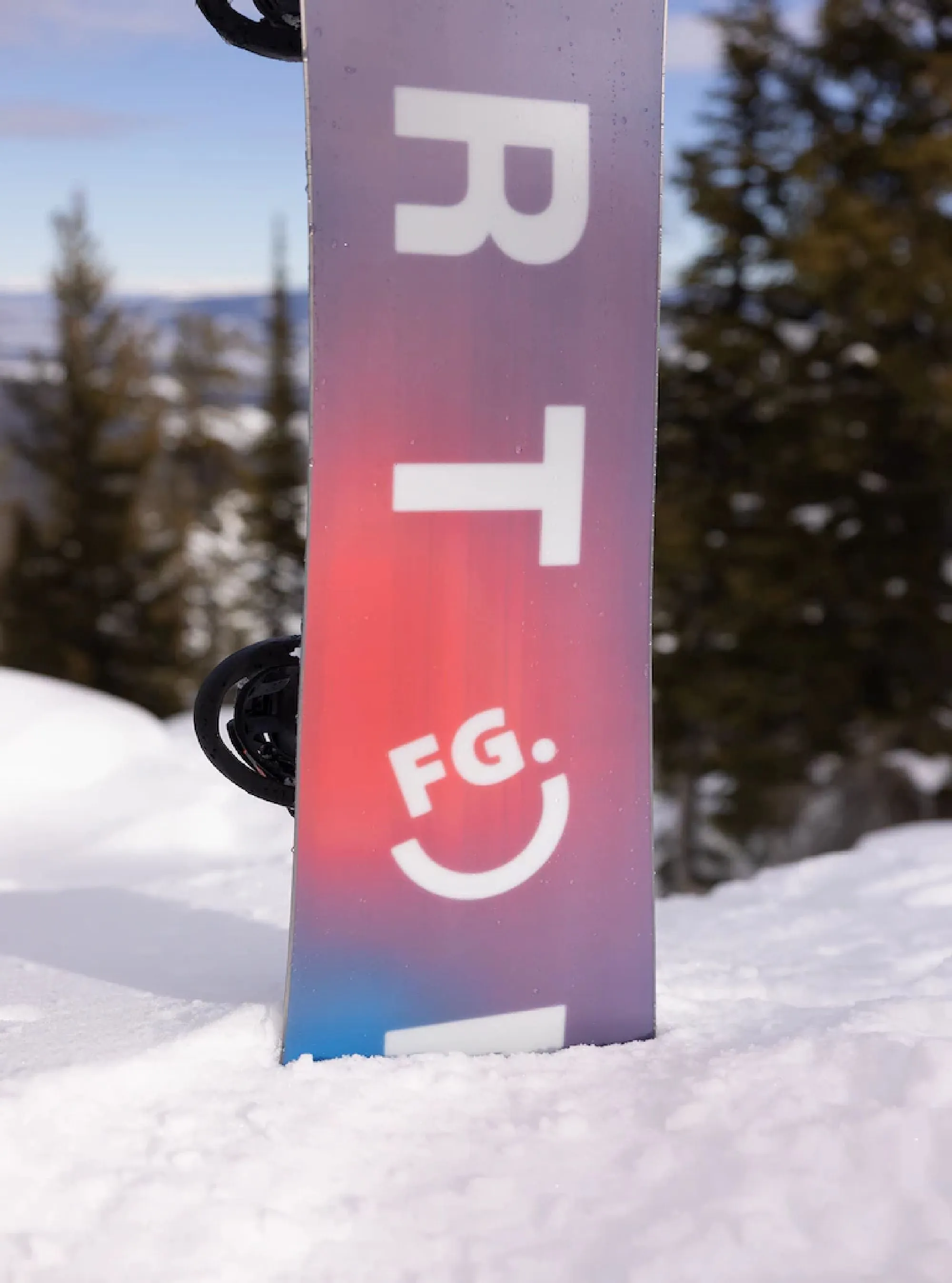 Burton Women's Feelgood Flying V Snowboard 2025