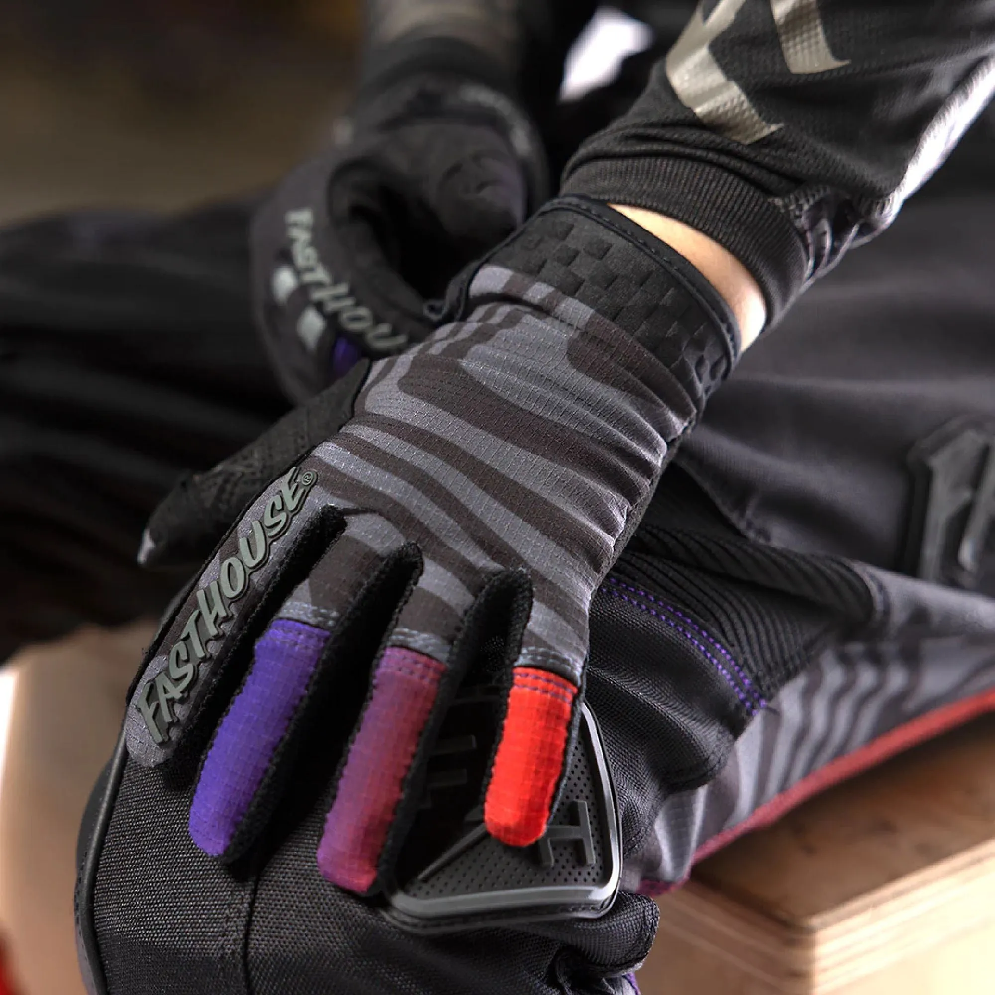 Fasthouse Youth Speed Style Nova Glove