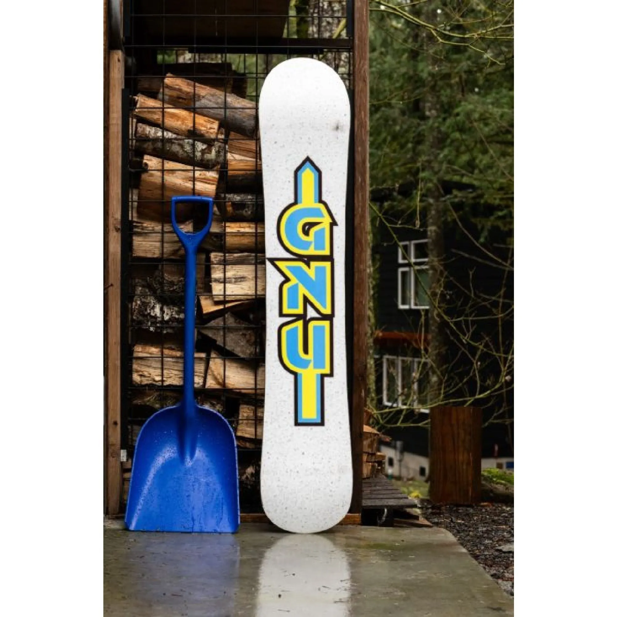 GNU Antigravity Snowboard 2025