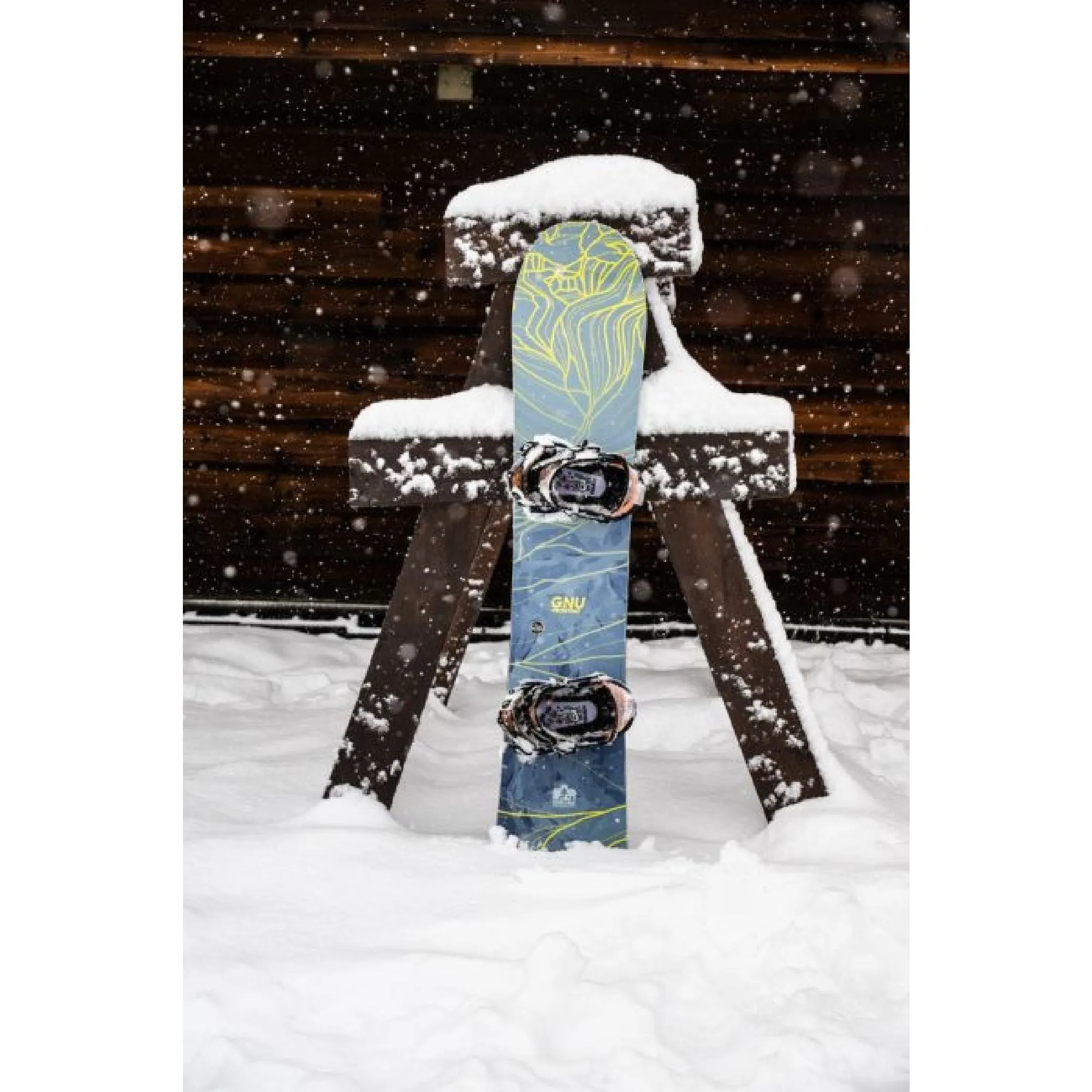 GNU Women's Frosting Snowboard 2025