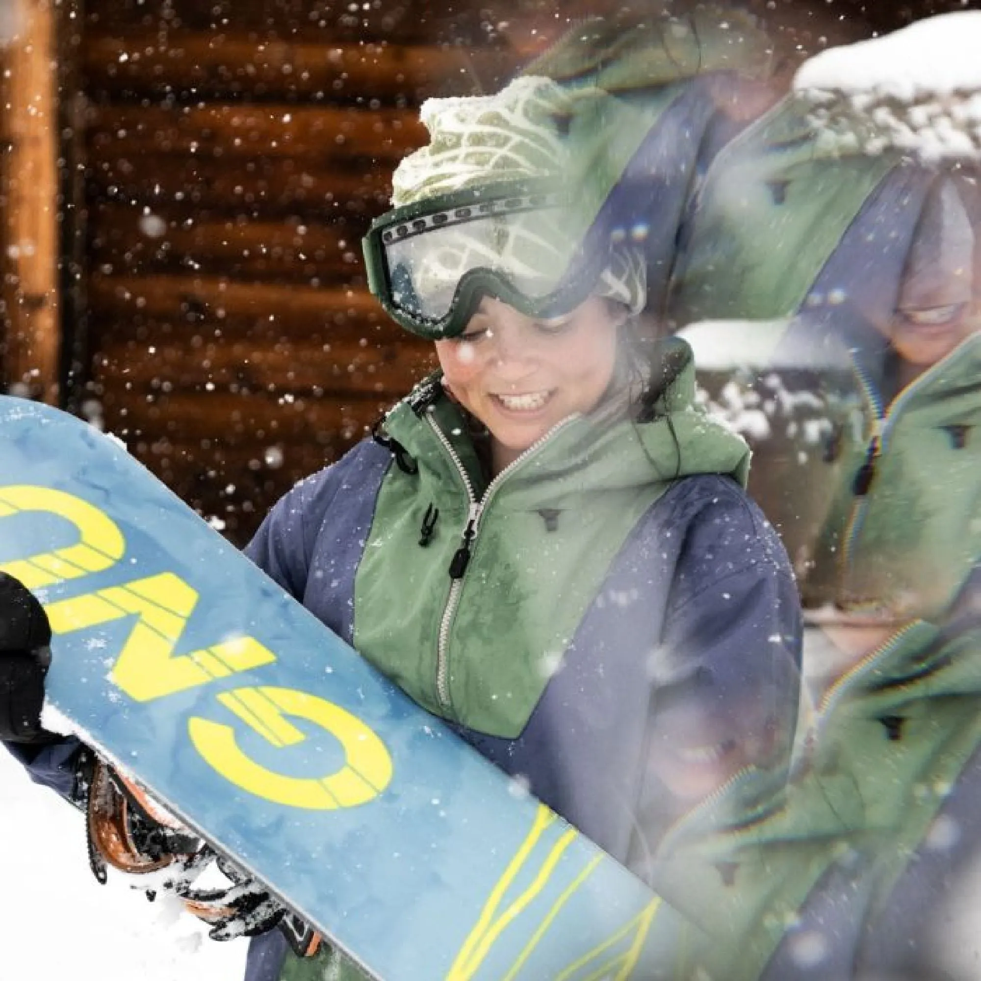GNU Women's Frosting Snowboard 2025